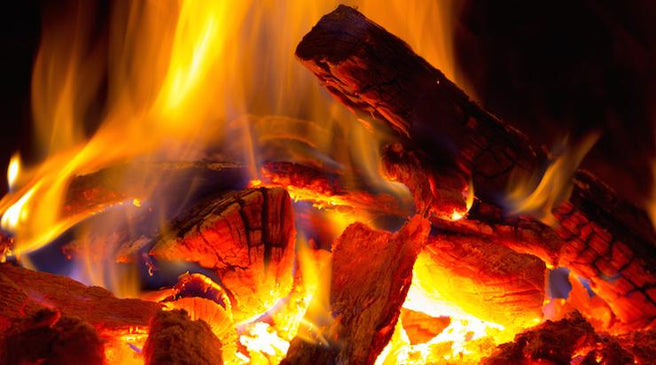 Essential Oils bring you that warm winter glow! | Mr Vitamins