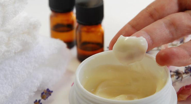 Essential Oils in your Bathroom | Mr Vitamins