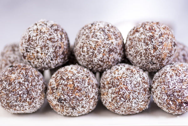 Kiara’s Low-carb, high-fat 3pm Energy Balls | Mr Vitamins