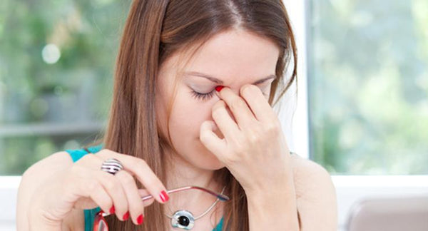Protect your eyes from damaging blue light | Mr Vitamins