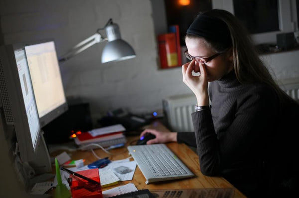 Relieve Screen Fatigue with help from Bilberries | Mr Vitamins